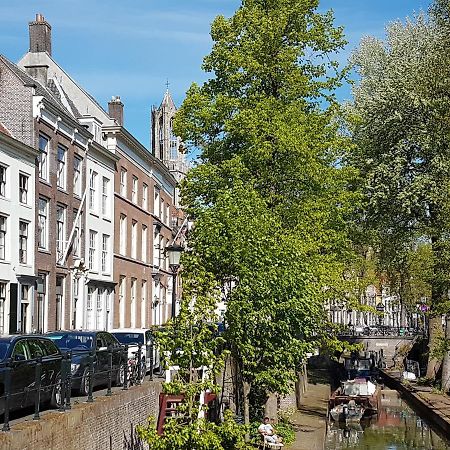 Large Historical Apartment & Canal Terrace Utrecht Esterno foto