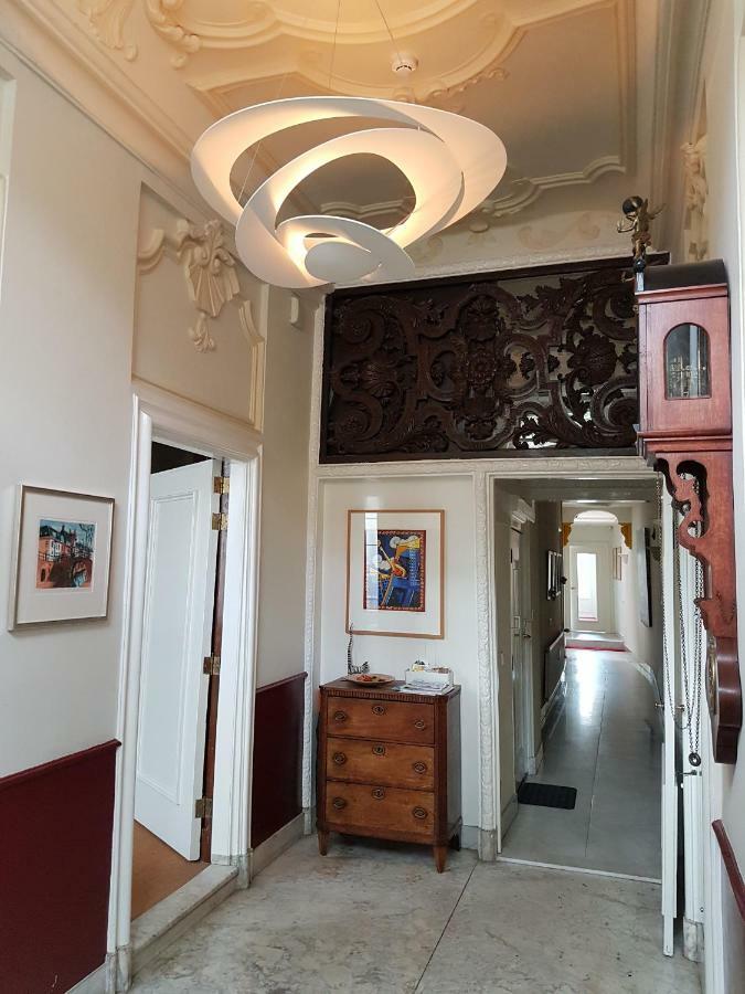 Large Historical Apartment & Canal Terrace Utrecht Esterno foto